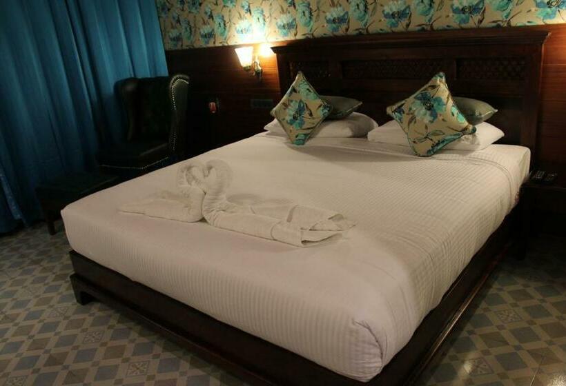 스탠다드 룸 킹사이즈 침대, Symphony Summer Sands Beach Resort And Spa
