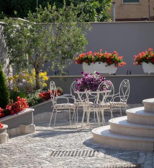 Апартаменты 1 Спальня, Rome Airport Inn