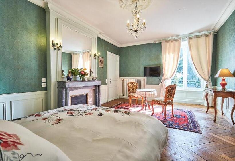 Президентский Люкс, Chateau Des Monts