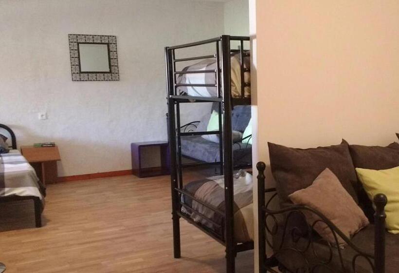 Семейный Номер, Hôtel   Gîte De Pressins