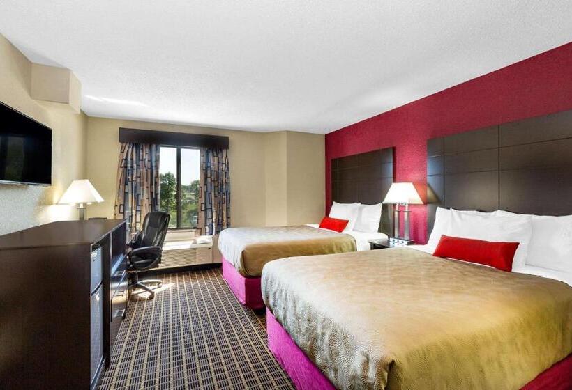 带2个双人床的标准工作室, Baymont Inn & Suites By Wyndham Mukwonago