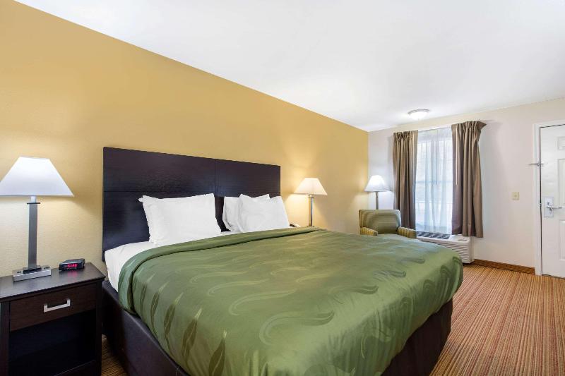 Номер Стандарт, Quality Inn Arab Hwy 231