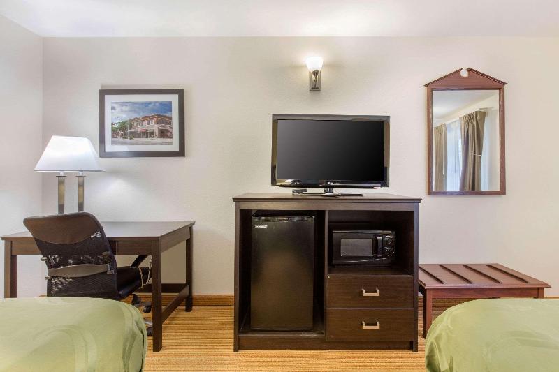 Стандартный Номер Кровать Кинг, Quality Inn Arab Hwy 231