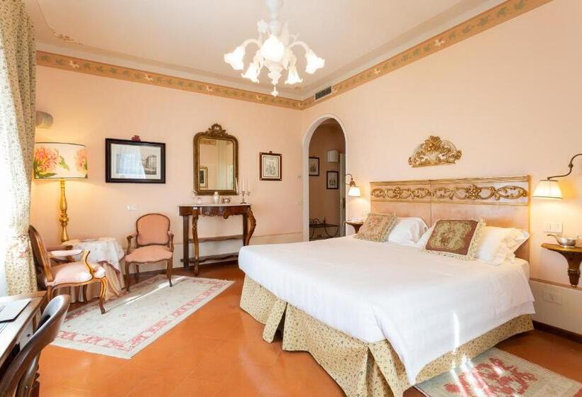 Номер Deluxe с Гидромассажем, Villa Marsili