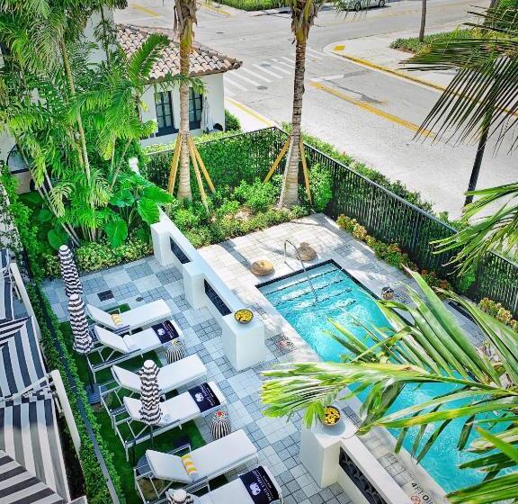 스탠다드 룸 퀸사이즈 침대, White Elephant Palm Beach