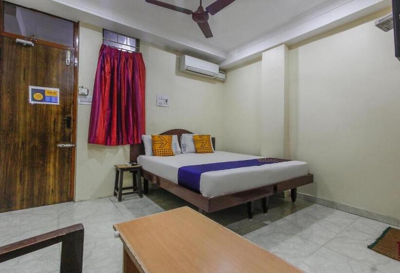 标准间, Spot On Thangam Lodge