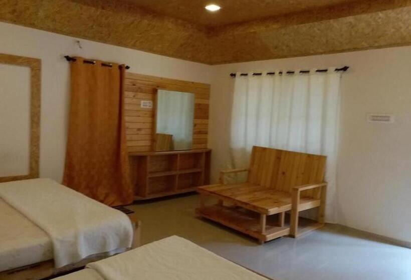 Четырехместный Номер Стандарт, Royal Cottage, Anaimalai Room 7