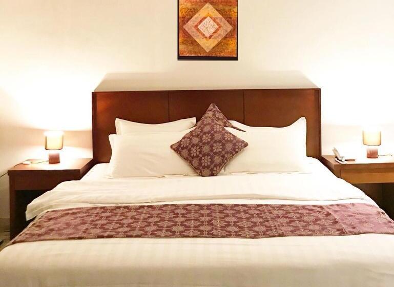 Люкс Deluxe Кровать Кинг, Executive Suites