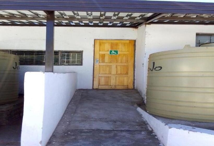 Люкс, Maluti Backpackers