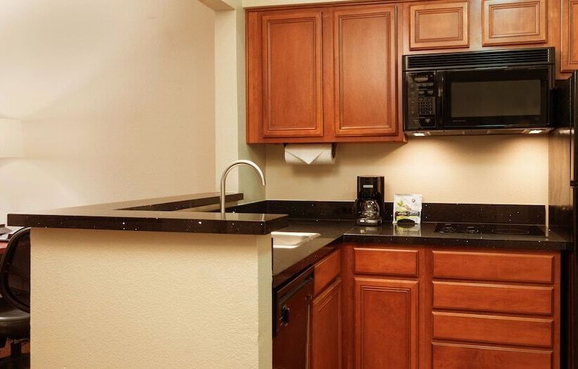 标准工作室, Larkspur Landing Extended Stay Suites Sunnyvale