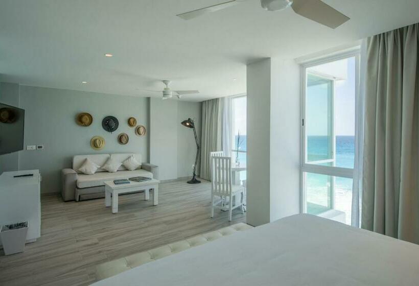 סוויטת ג'וניור פרמים נוף לים, Oleo Cancun Playa All Inclusive Resort