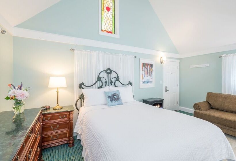 １ベッドルームハウス, The Victorian Inn