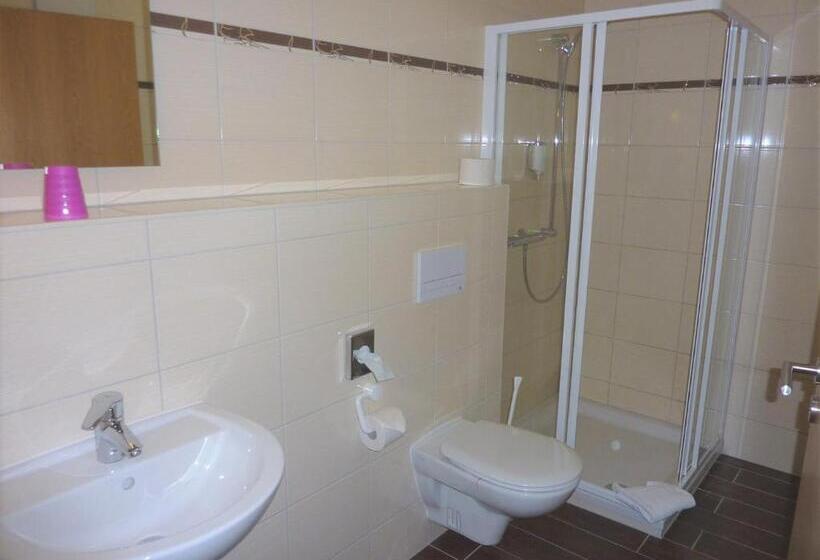 Семейный Номер, Pension Zum Reiterhof
