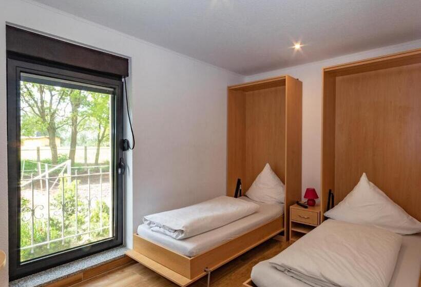 Номер Стандарт, Pension Zum Reiterhof