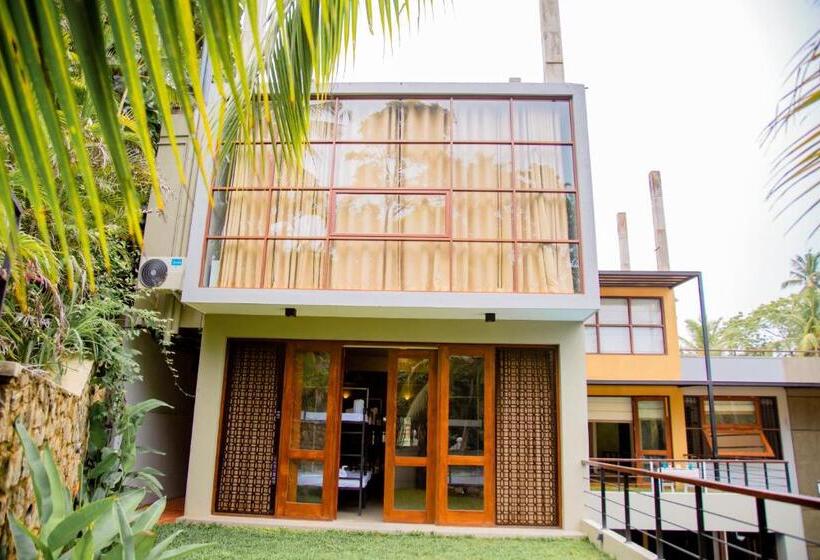 공동 객실, Hiriketiya Beach Hostels