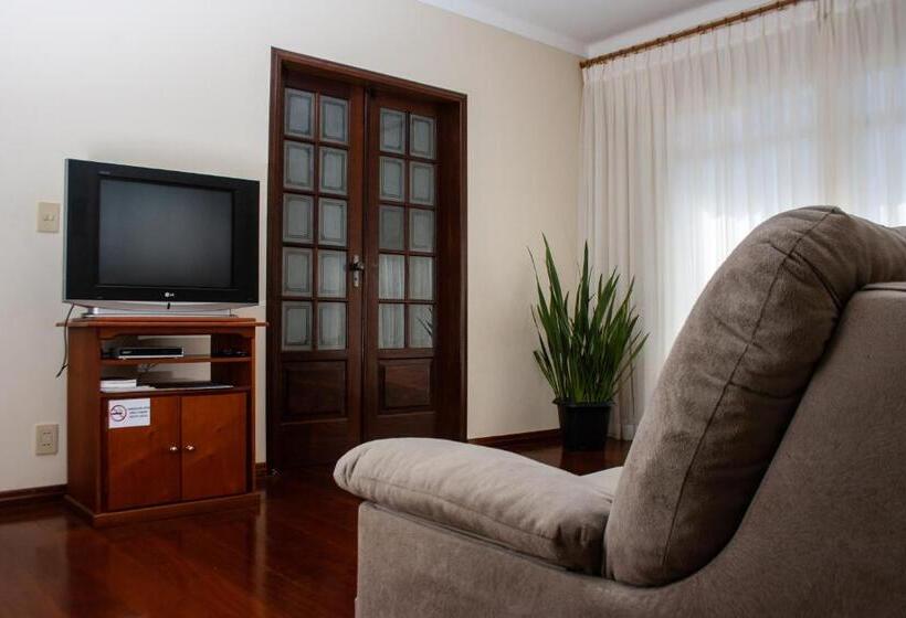 Апартаменты 3 Спальни, Apart Hotel água Limpa