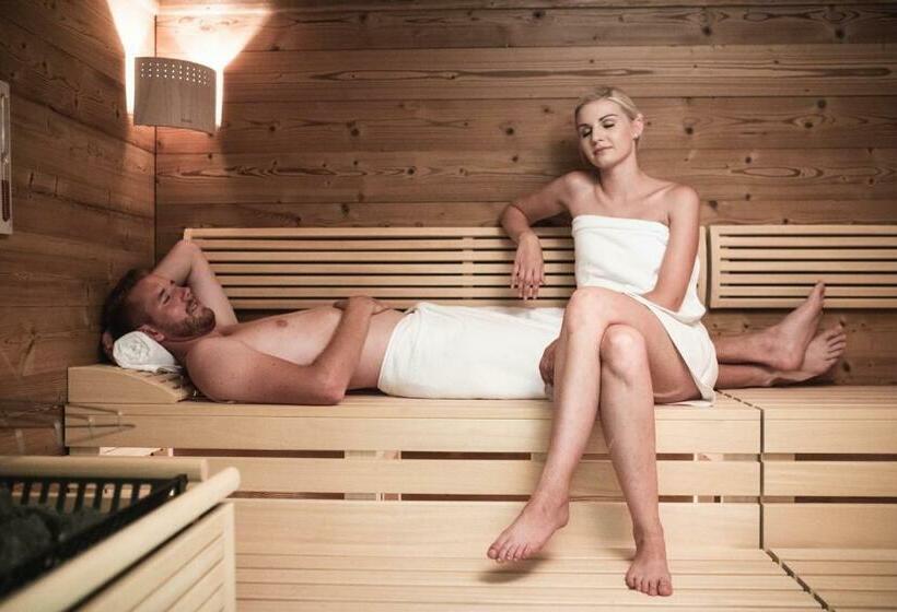 Номер Стандарт с Балконом, Golf Resort Klöch