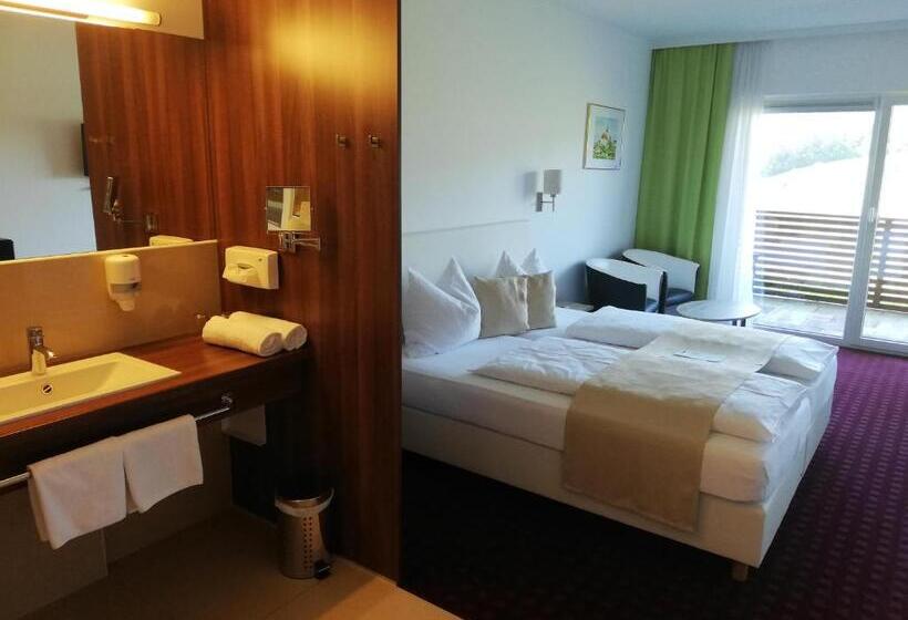 Номер Стандарт с Балконом, Golf Resort Klöch