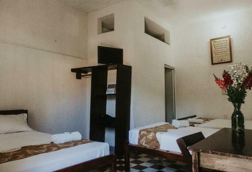 エコノミートリプルルーム, Posada San Jose