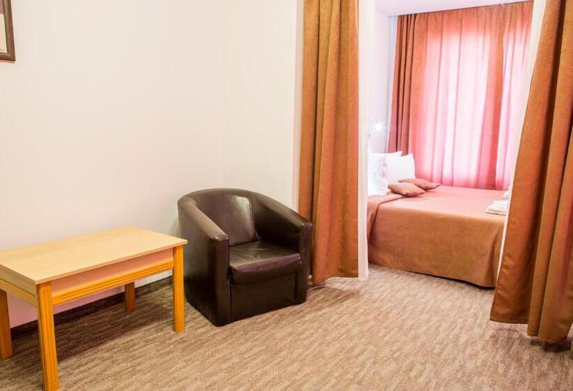Люкс, Motel Darina
