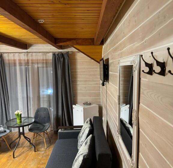 Family Suite, готель близнюки