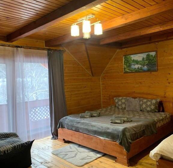 Family Suite, готель близнюки
