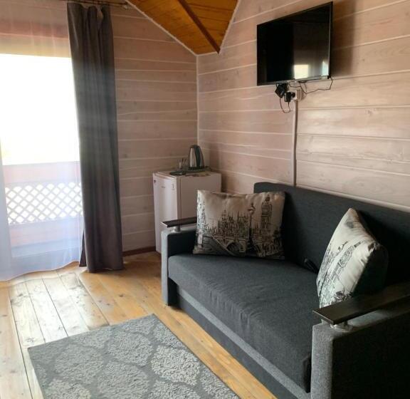 Family Suite, готель близнюки