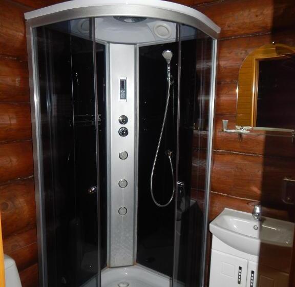 Family Suite, Zatyshok