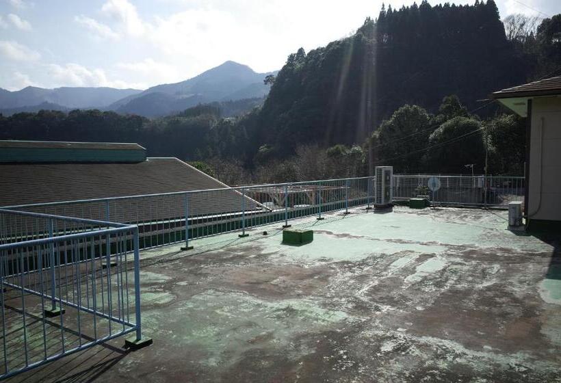 Семейный Номер, Kashi Besso Takachiho