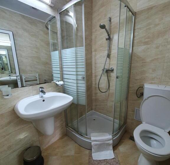 Economy Triple Room, Vila Ozon