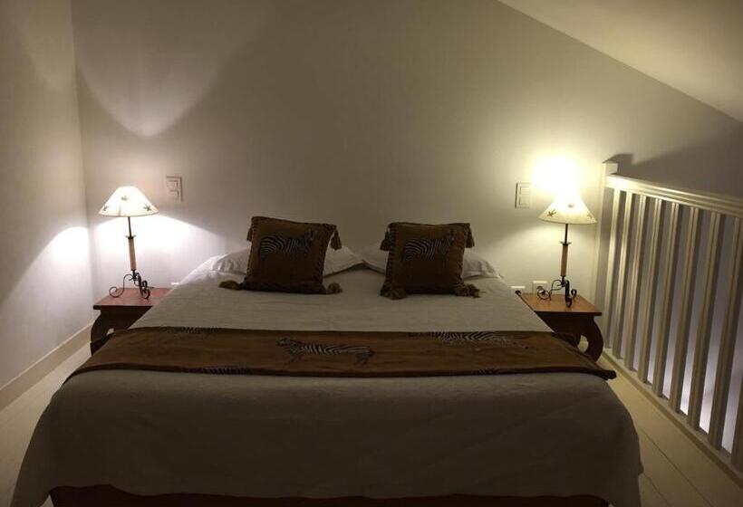 Номер Стандарт, Chambres D'hôtes Les Templiers