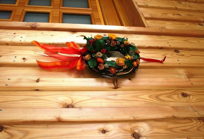 Апартаменты Comfort 2 Спальни, Kniebergerhof