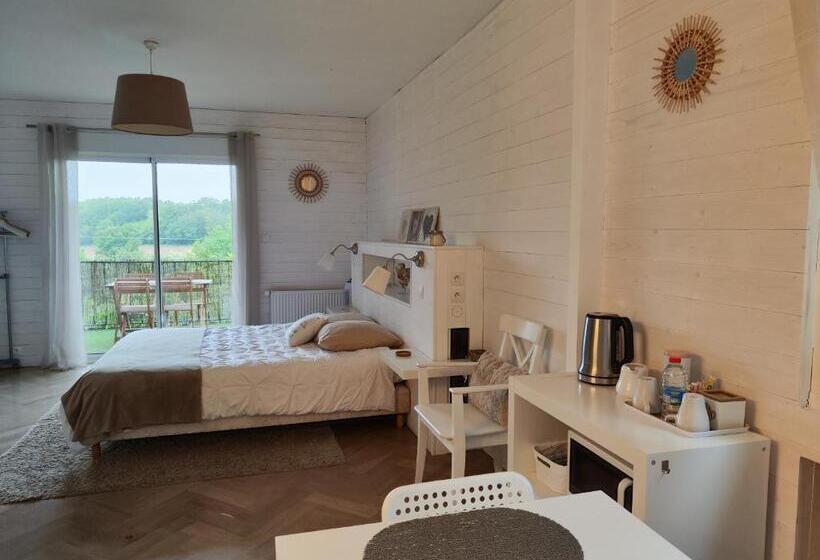 Номер Стандарт с Балконом, La Maison De Boyeux