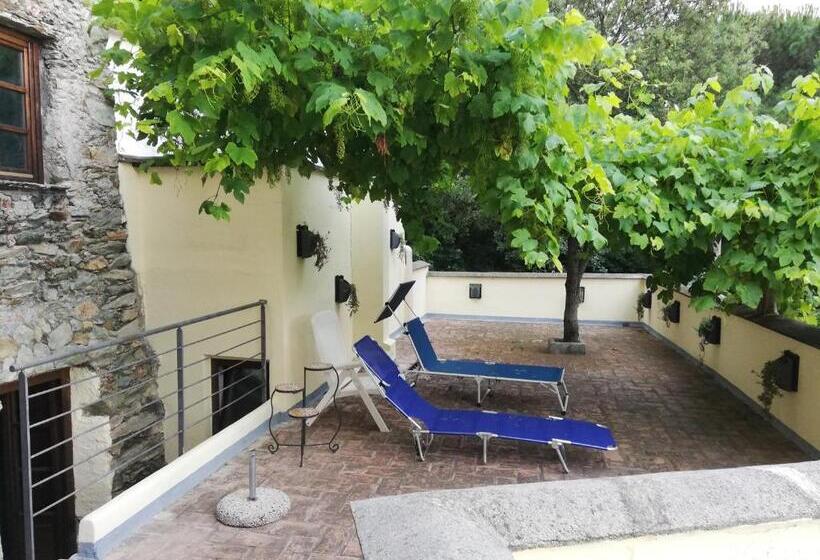 带大床的标准间, Le Petit Chateau