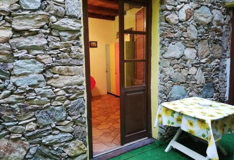 四人标准间, Le Petit Chateau