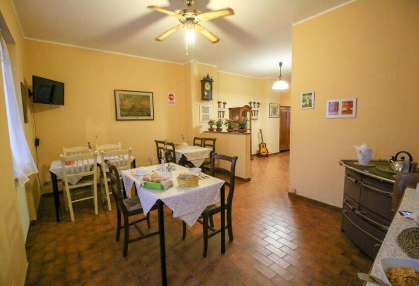 Номер Стандарт с Балконом, Spighe Paglia E Girasole