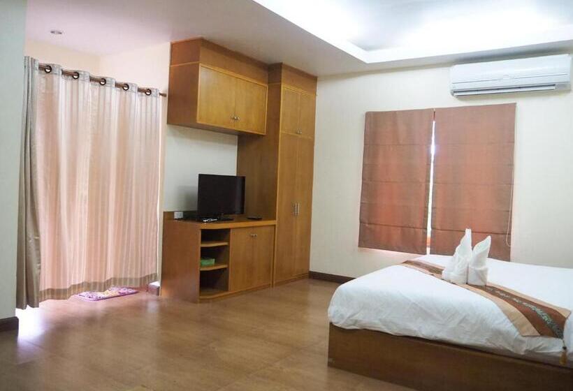Трехместный Номер Стандарт с Балконом, Pru Valley Thaley Tai Resort