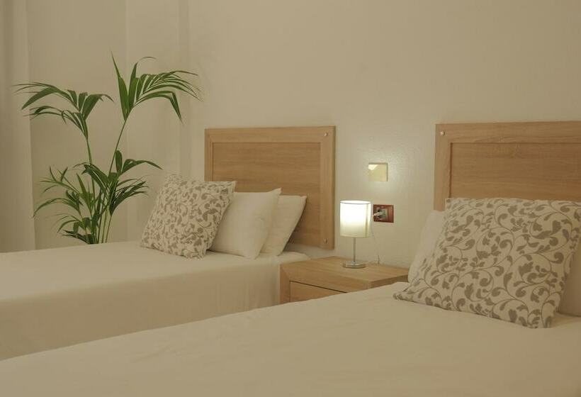 Студия Стандарт, Apartamentos Piramides