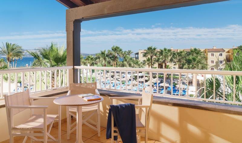 Люкс, Club Del Sol Resort & Spa