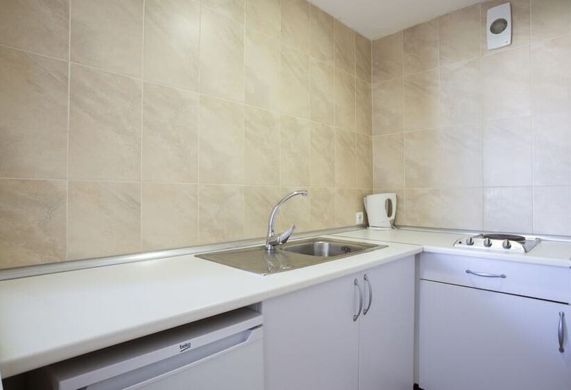 Апартаменты 2 Спальни с Террасой, Magalluf Playa Apartments - Adults Only