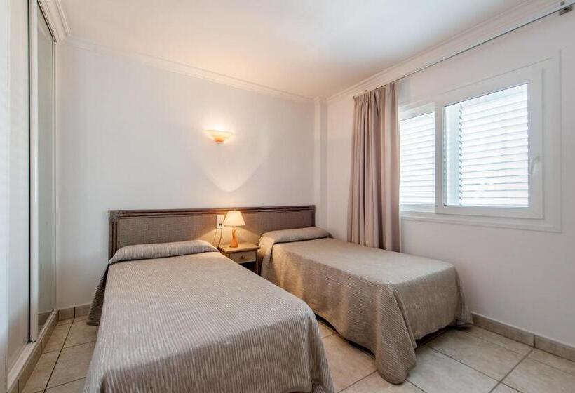 テラス付き１ベッドルームアパートメント, Apartamentos Es Cañe
