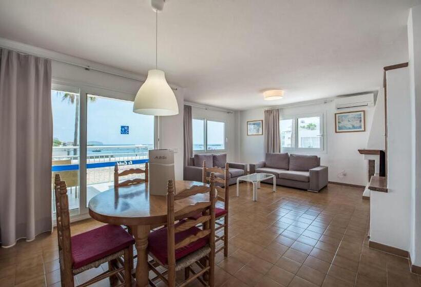 ３ベッドルームアパートメント, Apartamentos Es Cañe