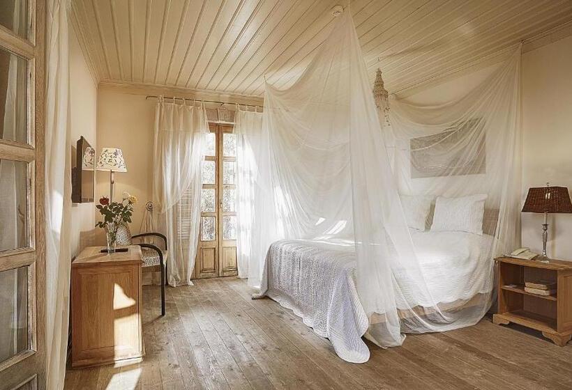Номер Стандарт Вид на Сад, Oyster Residences   Adult Only