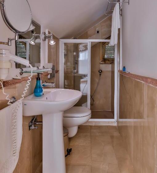 Люкс с Террасой, Oyster Residences   Adult Only