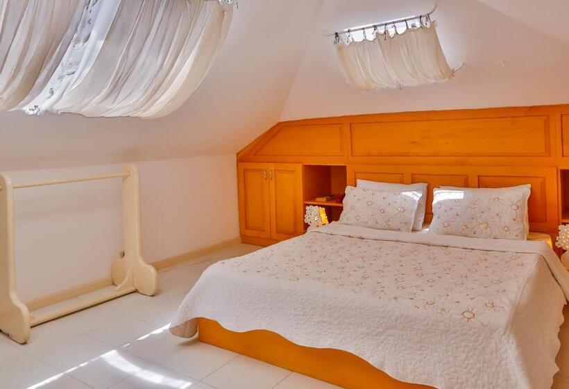 Люкс с Террасой, Oyster Residences   Adult Only