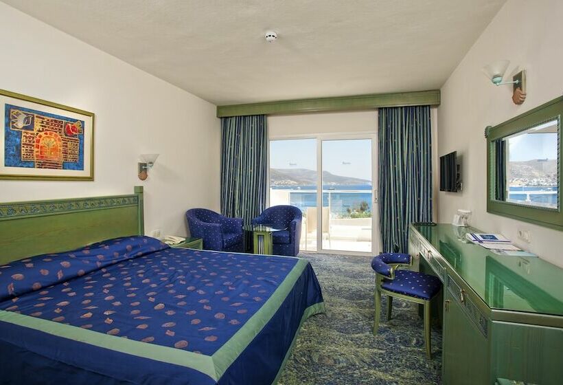 Номер Стандарт Вид на Море, Salmakis Resort & Spa