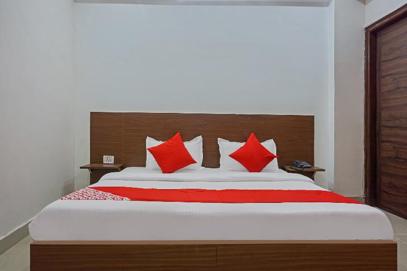 اتاق لوکس, Oyo 37169  Quadis