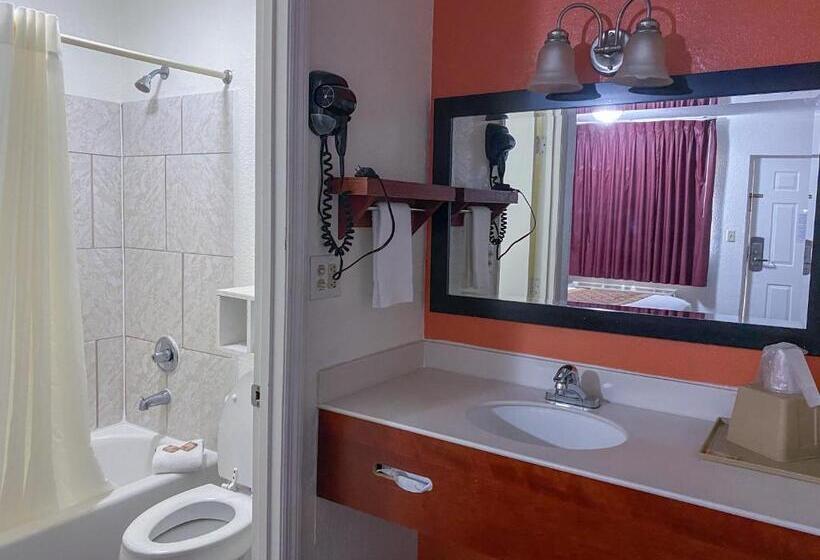 Номер Economy Индивидуальный, Royal Inn Richmond Hill Savannah I95