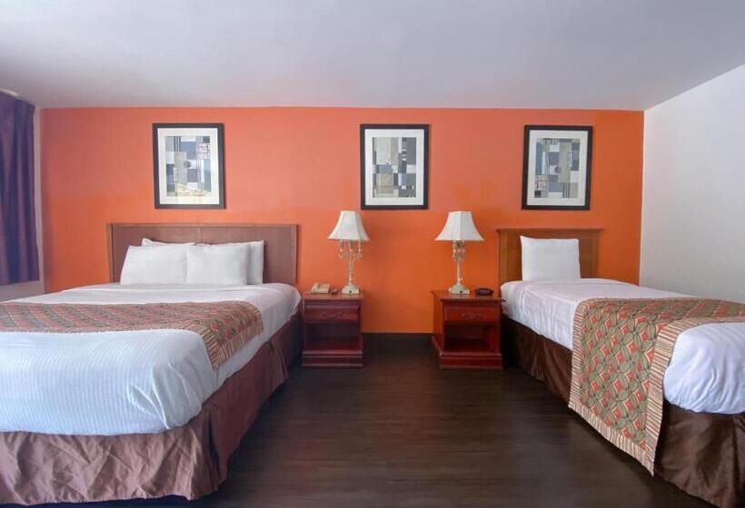 Семейный Номер, Royal Inn Richmond Hill Savannah I95