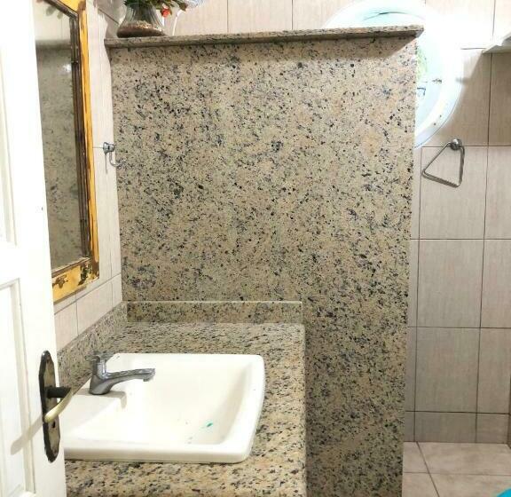 سوئیت با بالکن, O Mar Hospedagem   Suítes Privadas